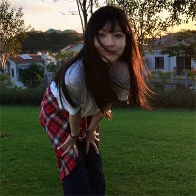 目露凶光
