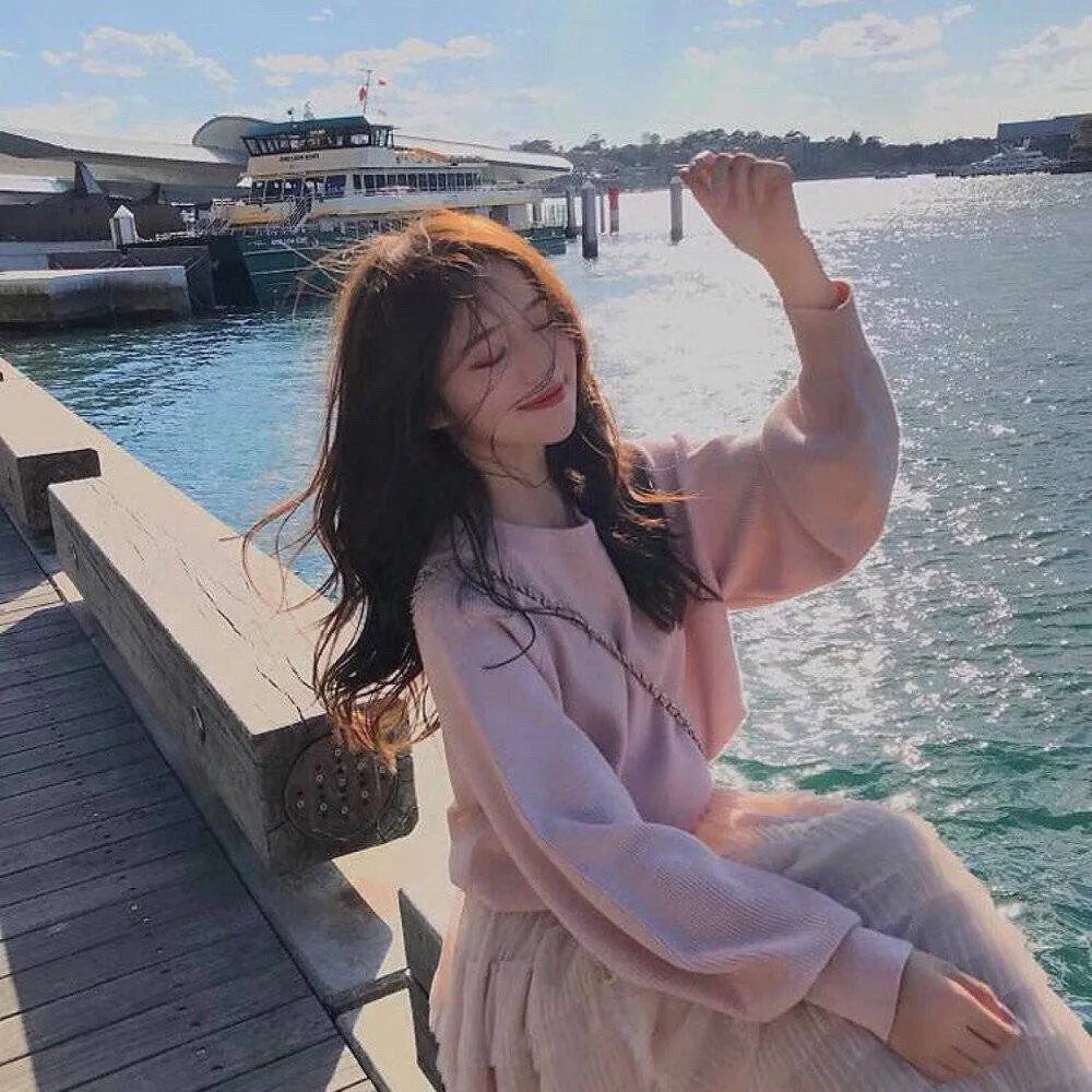 雾中的女孩
